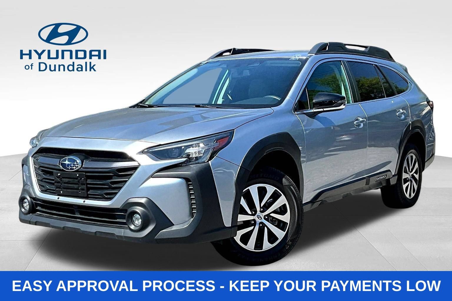 Used 2023 Subaru Outback Premium AWD/4WD image 1
