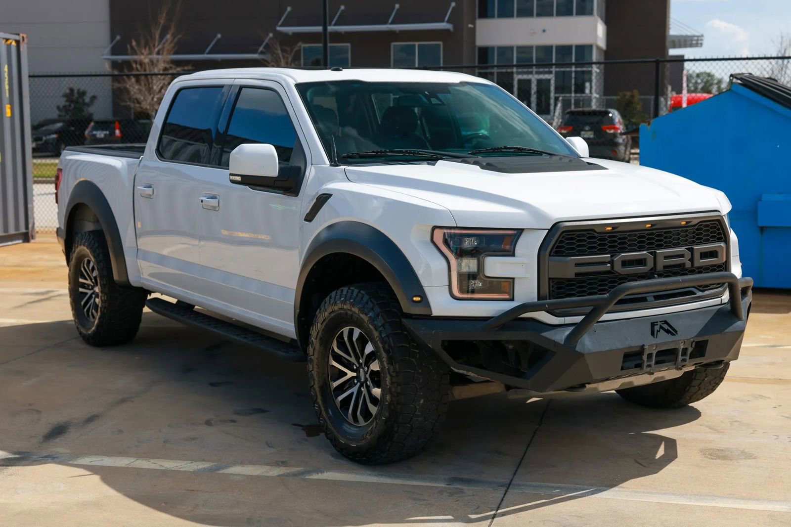 Used 2018 Ford F150 Raptor w/ Equipment Group 802A Luxury AWD/4WD image 9
