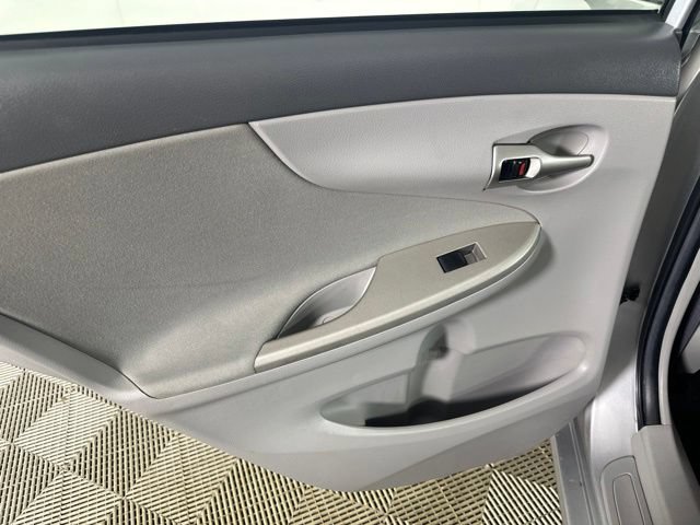 Used 2010 Toyota Corolla FWD image 19