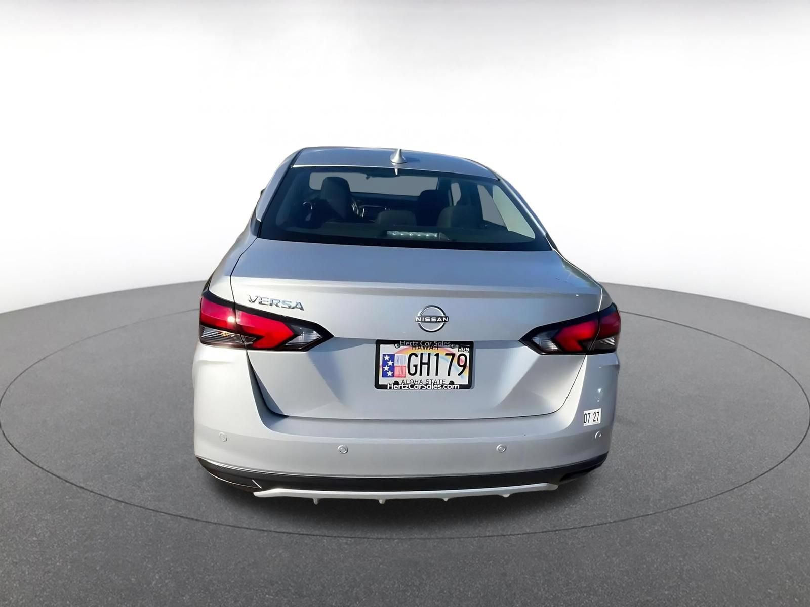 Used 2025 Nissan Versa SV FWD image 12