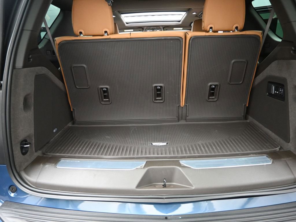 New 2026 Cadillac Escalade Luxury image 22