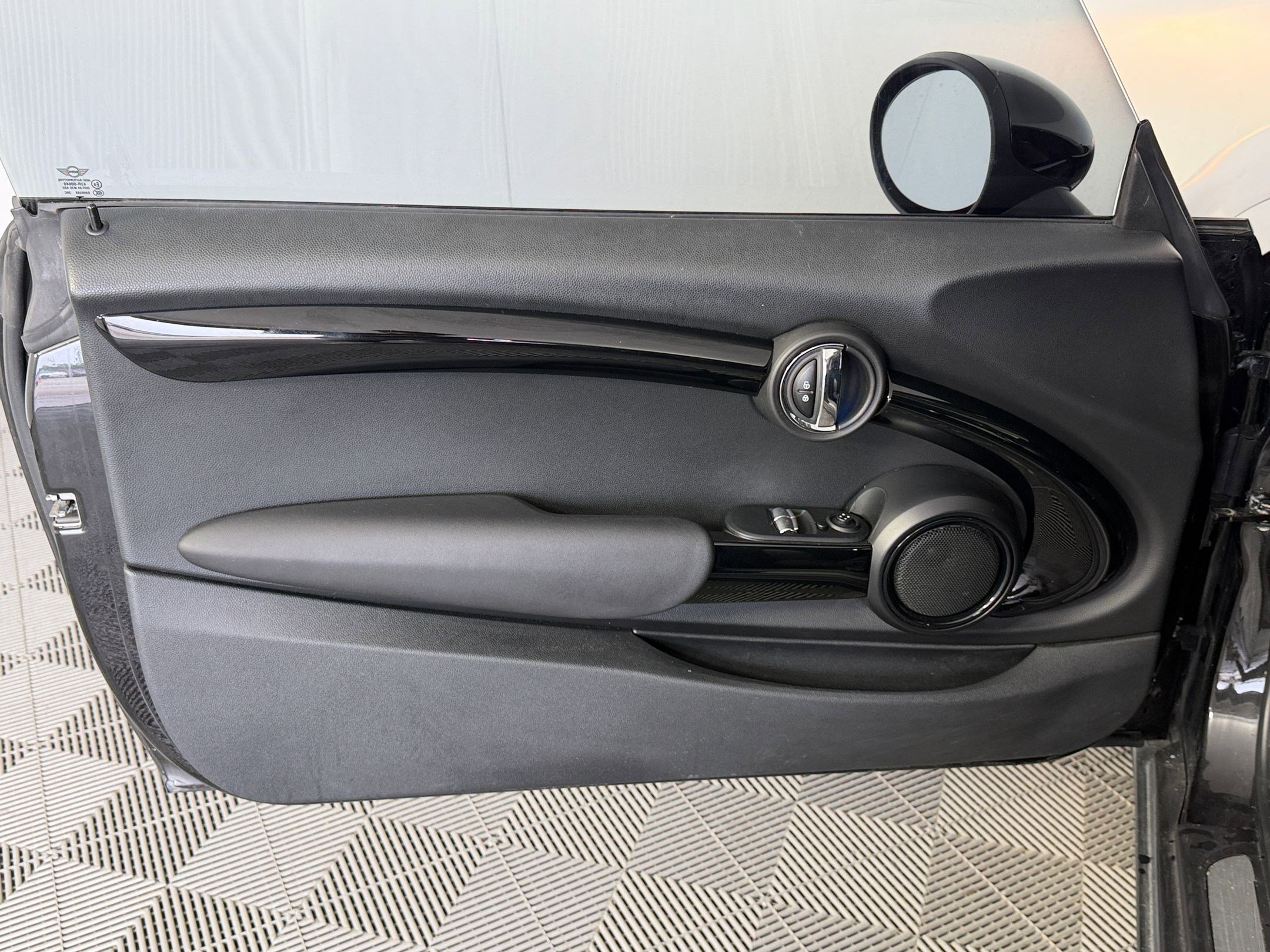 Used 2019 MINI Cooper S FWD image 13