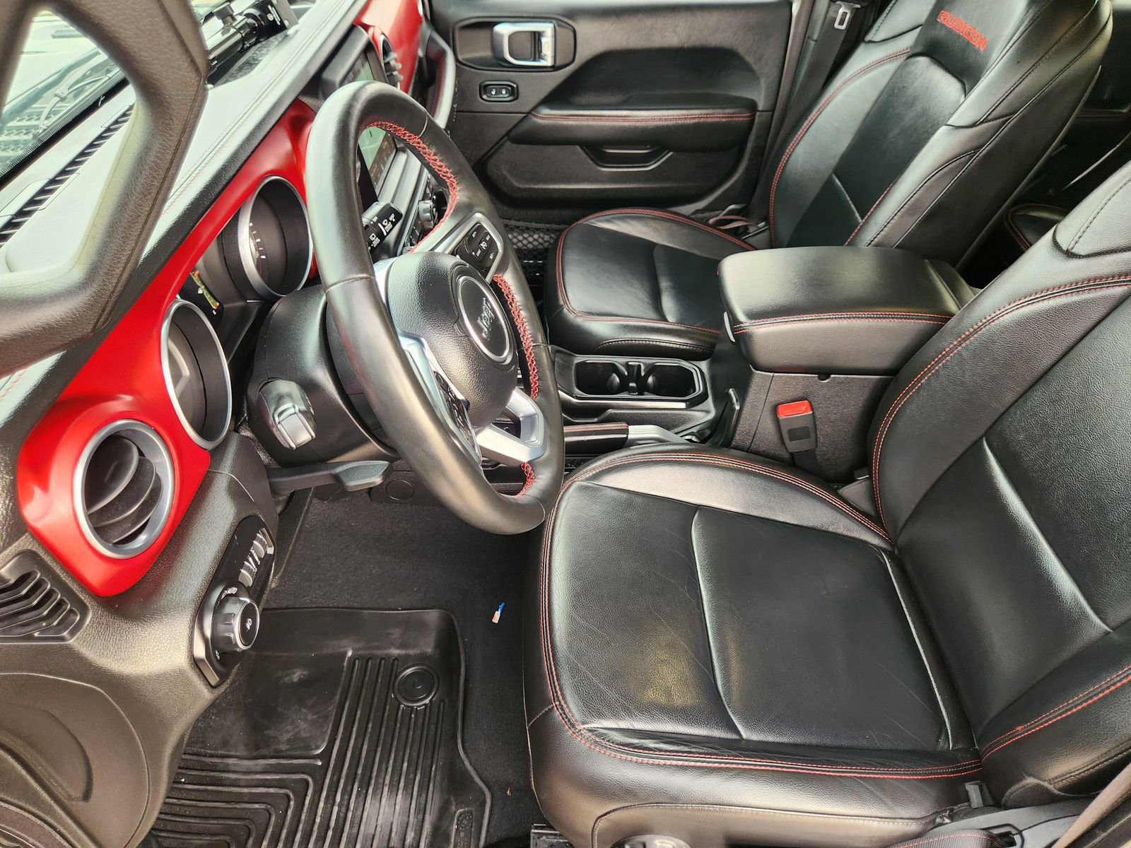 Used 2018 Jeep Wrangler Unlimited Rubicon w/ Dual Top Group image 15