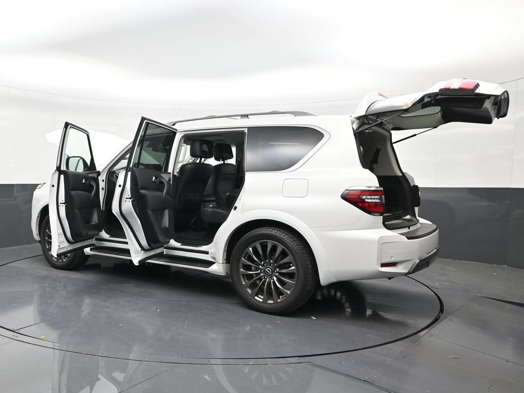 Used 2023 Nissan Armada Platinum w/ Captain's Chairs Package RWD image 31