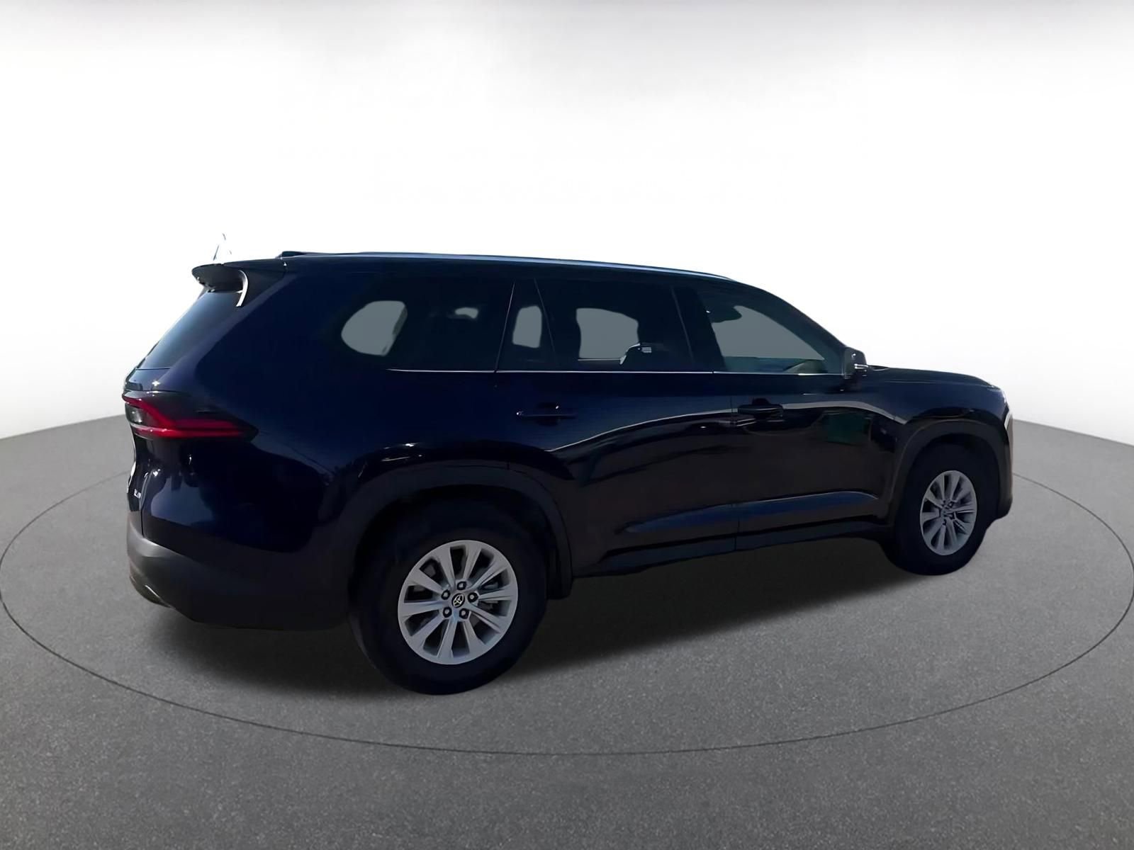 Used 2025 Toyota Grand Highlander FWD image 14