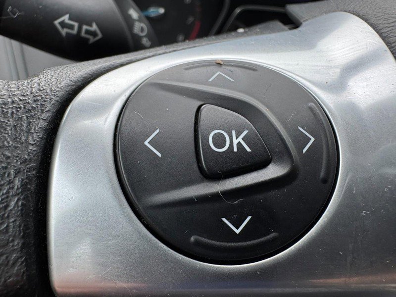 Used 2014 Ford Focus SE FWD image 15