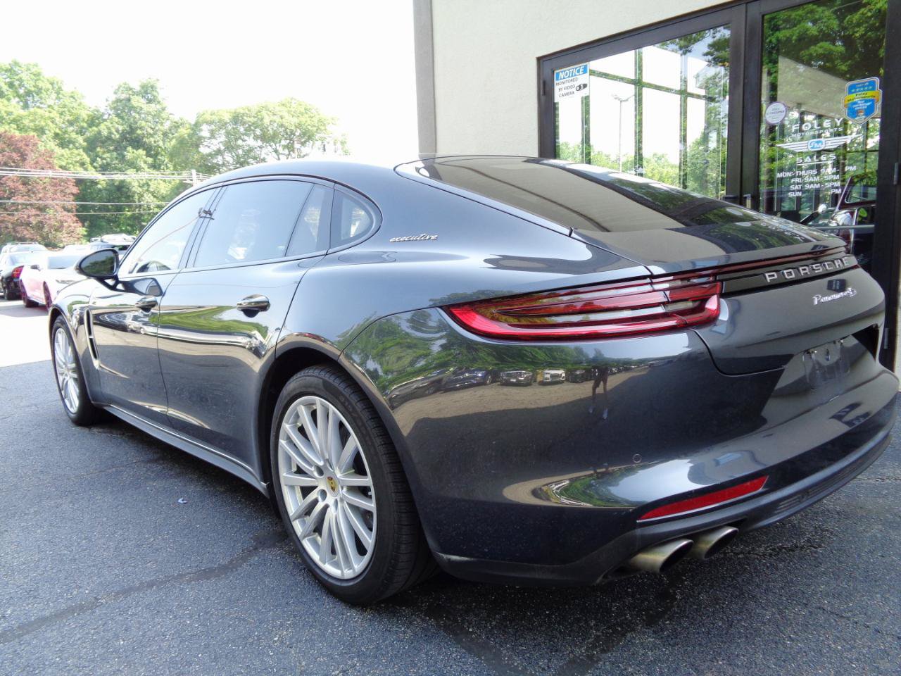 Used 2018 Porsche Panamera 4S Executive AWD/4WD image 7
