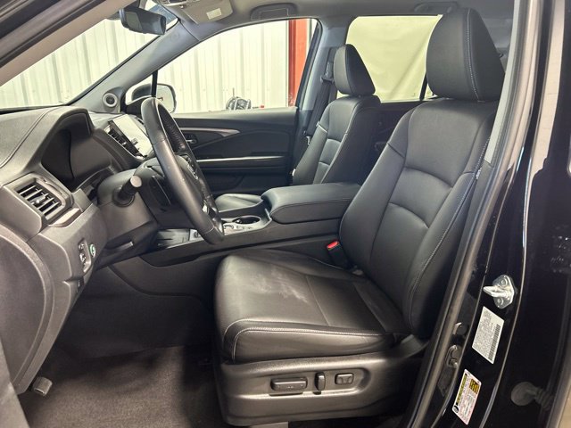 Certified 2025 Honda Ridgeline RTL image 15