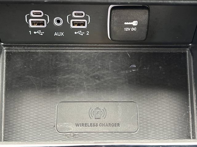 Used 2024 Jeep Grand Cherokee Altitude image 27