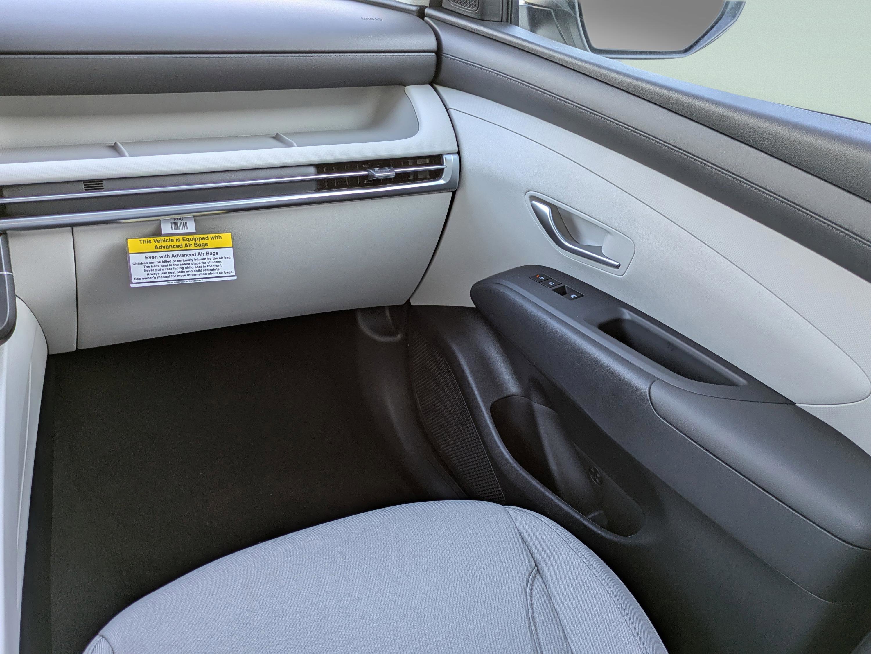 New 2026 Hyundai Tucson SE image 23