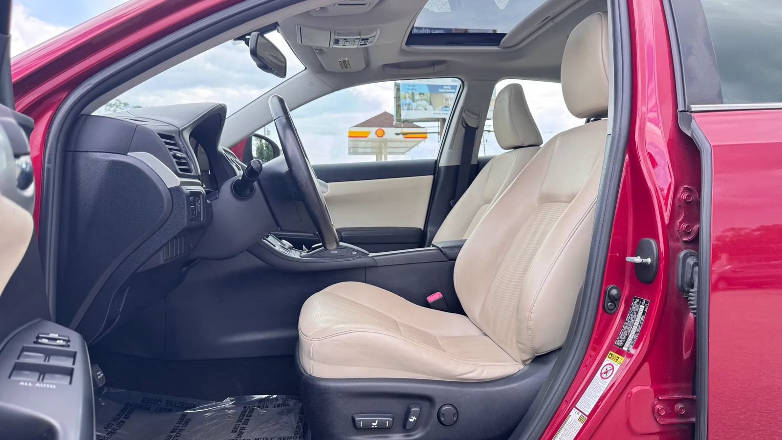 Used 2012 Lexus CT 200h Premium w/ Premium Audio Pkg FWD image 17