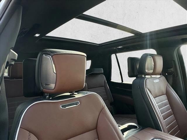 Used 2023 GMC Yukon Denali Ultimate AWD/4WD image 20