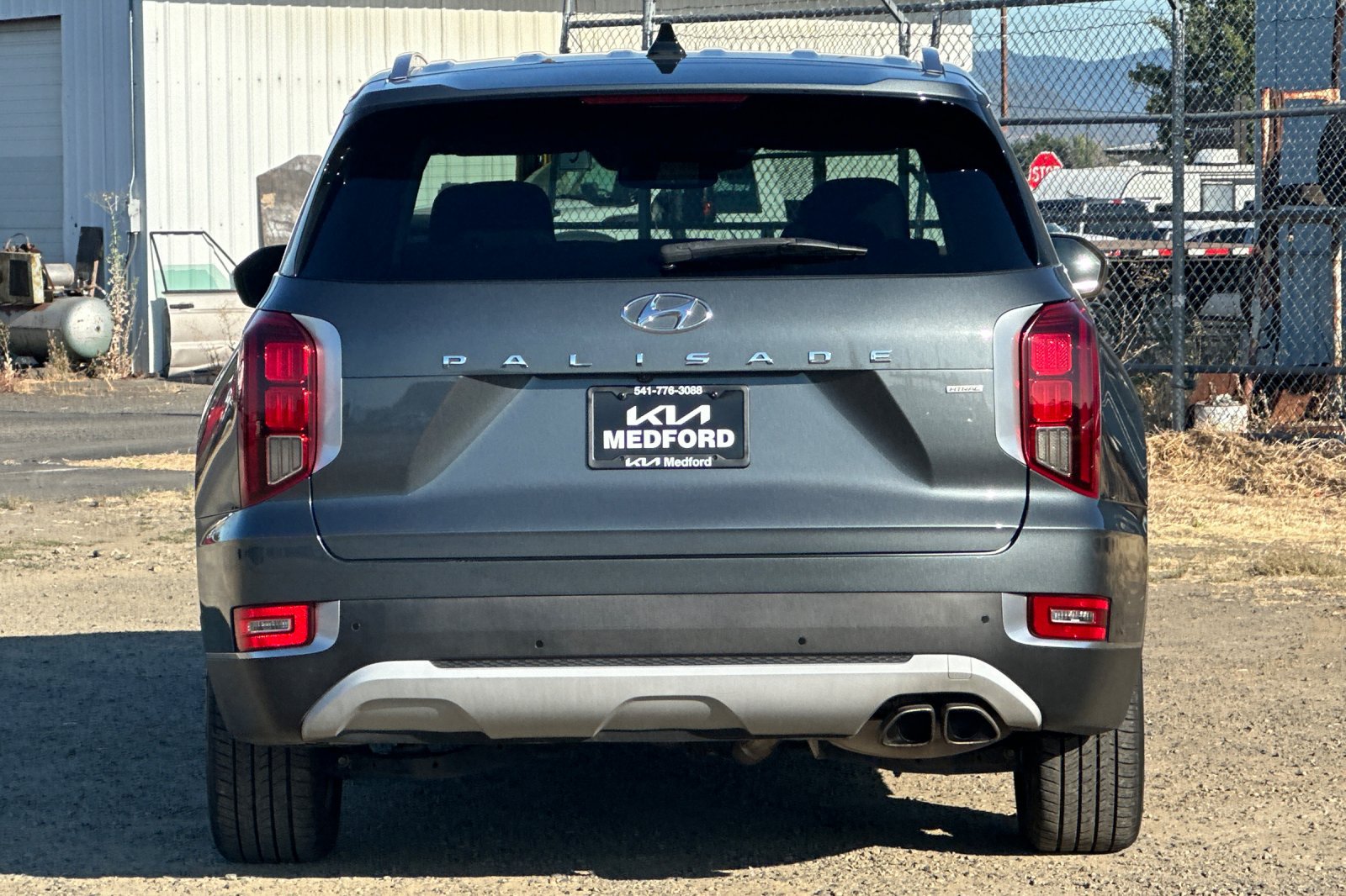 Used 2022 Hyundai Palisade SEL w/ Premium Package AWD/4WD image 5