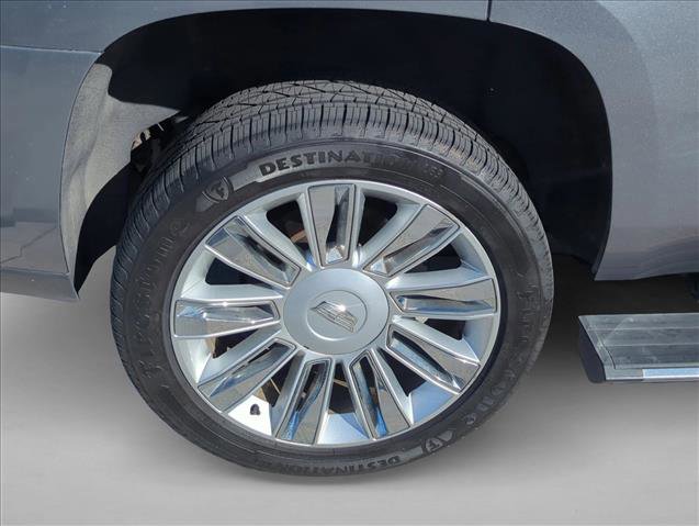 Used 2018 Cadillac Escalade Platinum image 22