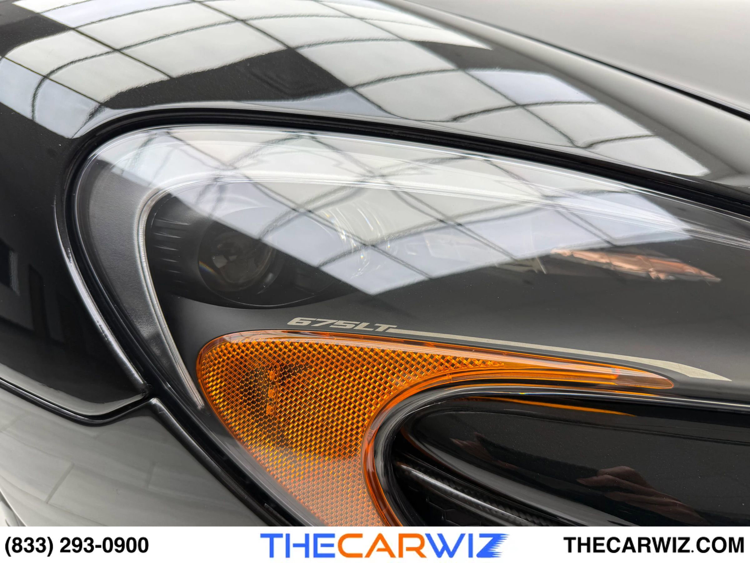 Used 2016 McLaren 675LT Spider image 4