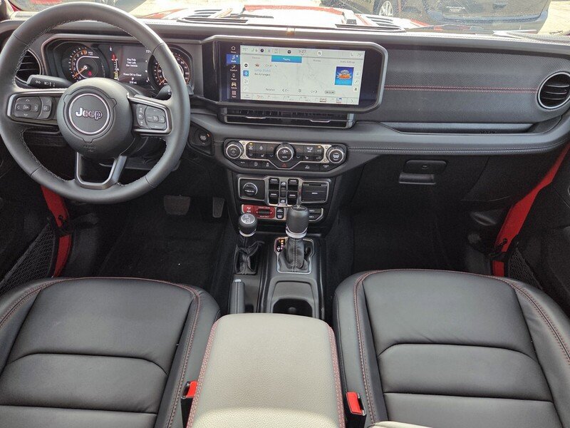 Certified 2025 Jeep Gladiator Rubicon w/ Convenience Group image 12