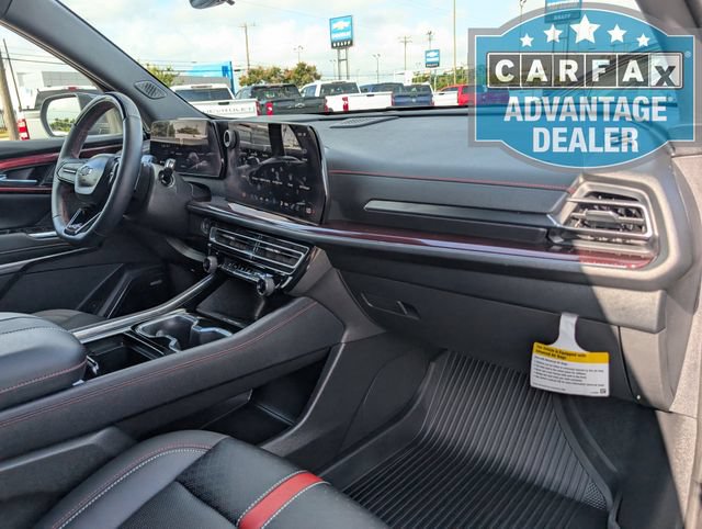 Used 2025 Chevrolet Traverse RS w/ LPO, Floor Liner Package FWD image 27