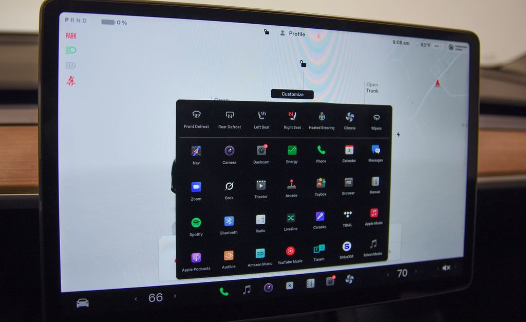 Used 2023 Tesla Model Y Long Range image 19