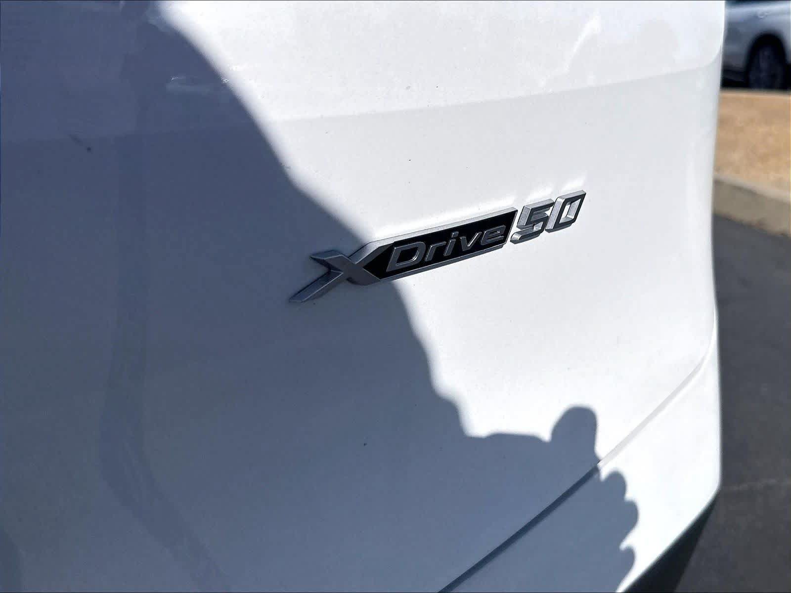 Used 2024 BMW iX xDrive50 w/ Convenience Package AWD/4WD image 24