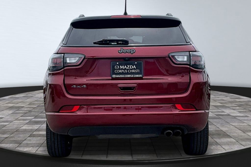 Used 2022 Jeep Compass High Altitude AWD/4WD image 6