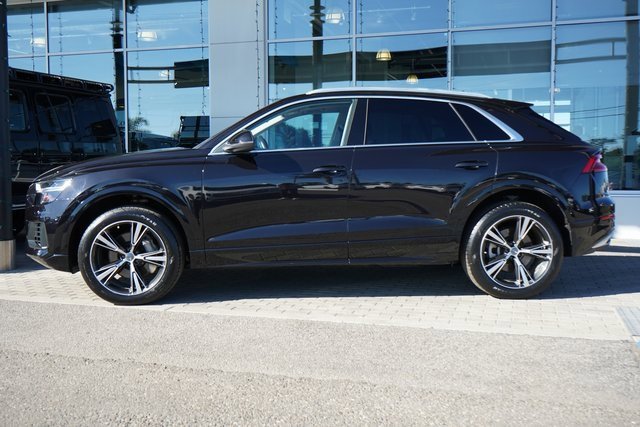 Used 2024 Chevrolet Traverse Z71 w/ Enhanced Driving Package image 5