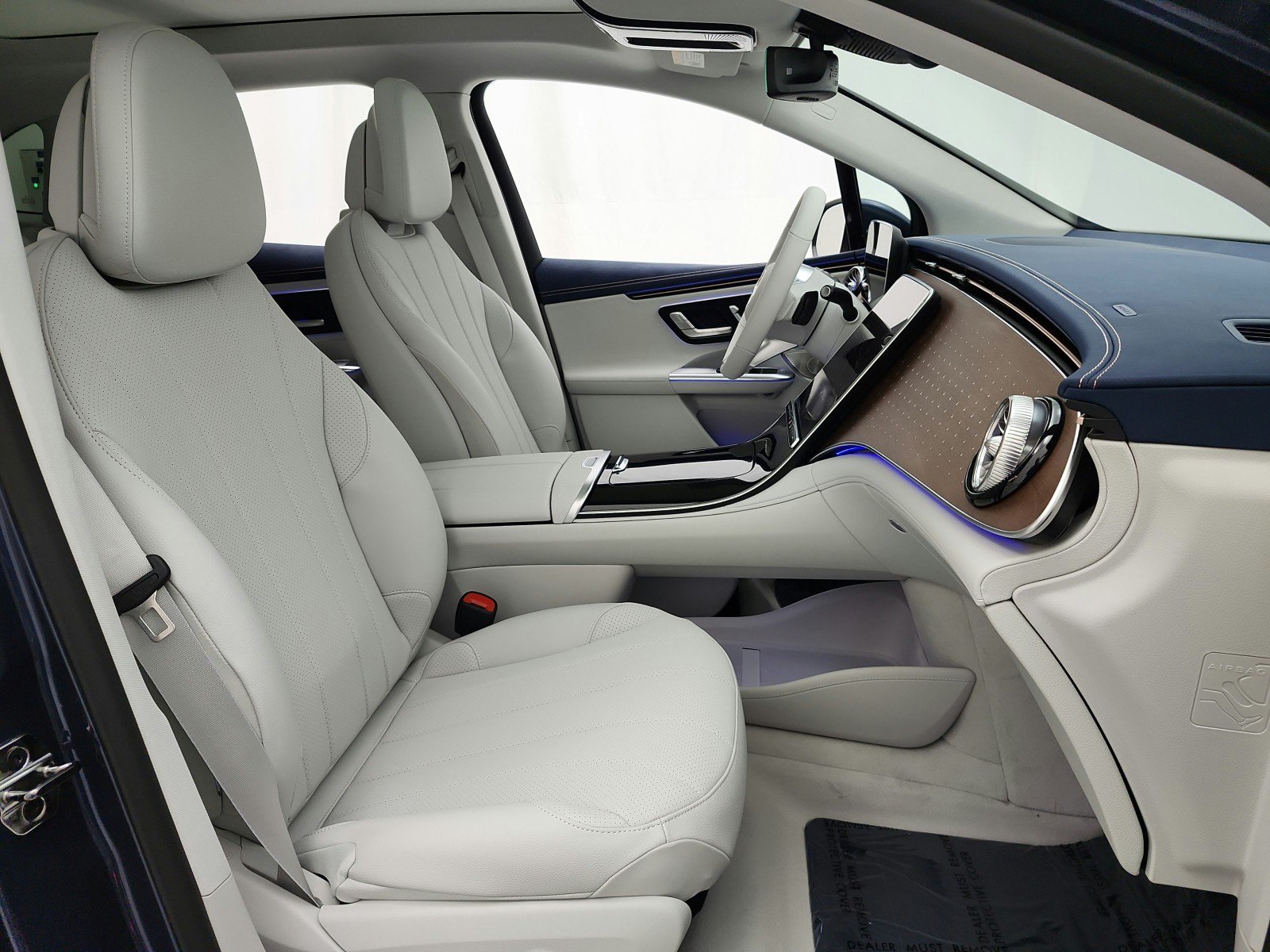 New 2027 Mercedes-Benz EQE 320+ SUV image 14