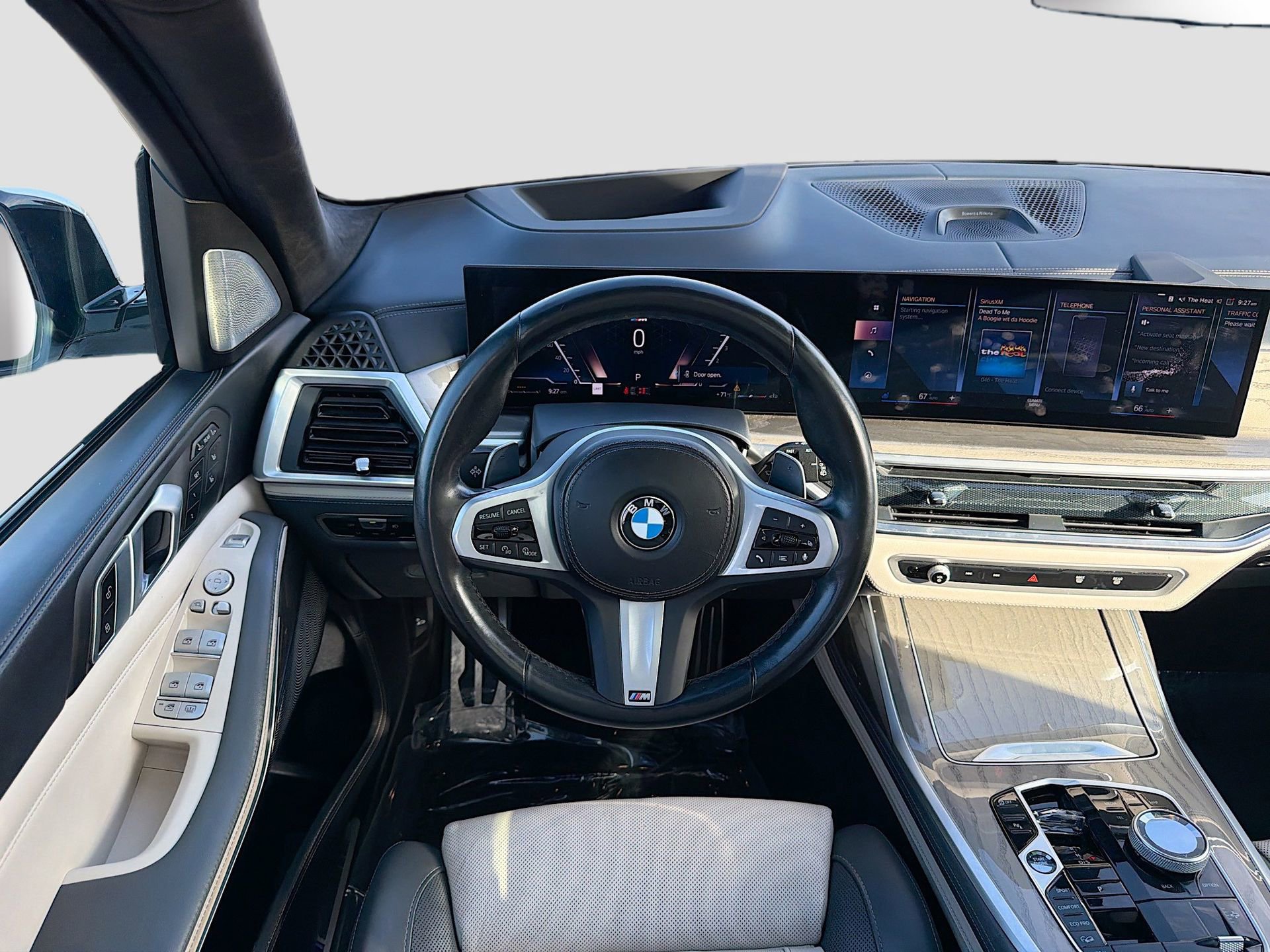 Used 2023 BMW X7 xDrive40i w/ Executive Package image 19