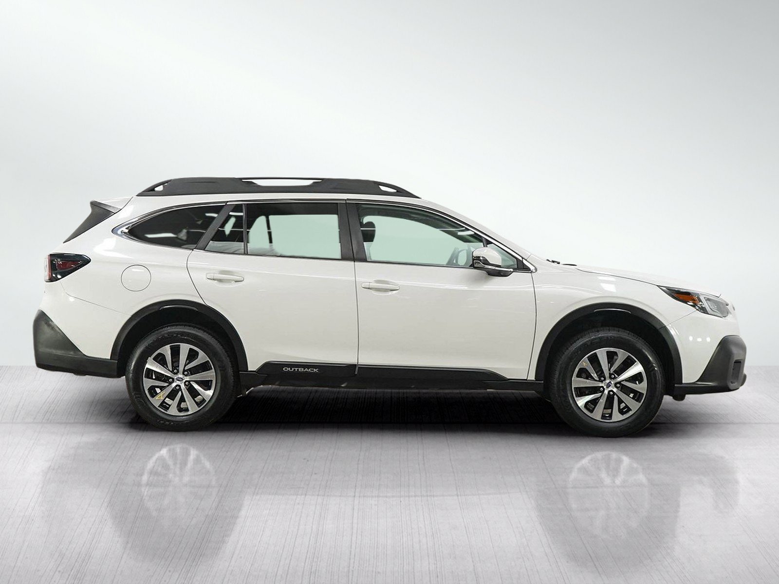 Used 2020 Subaru Outback Premium w/ Popular Package #1 AWD/4WD image 6