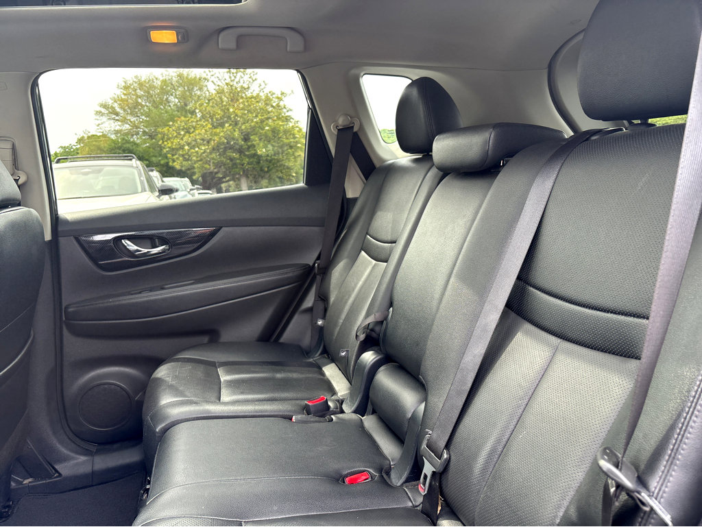 Used 2020 Nissan Rogue SL w/ Premium Package FWD image 17