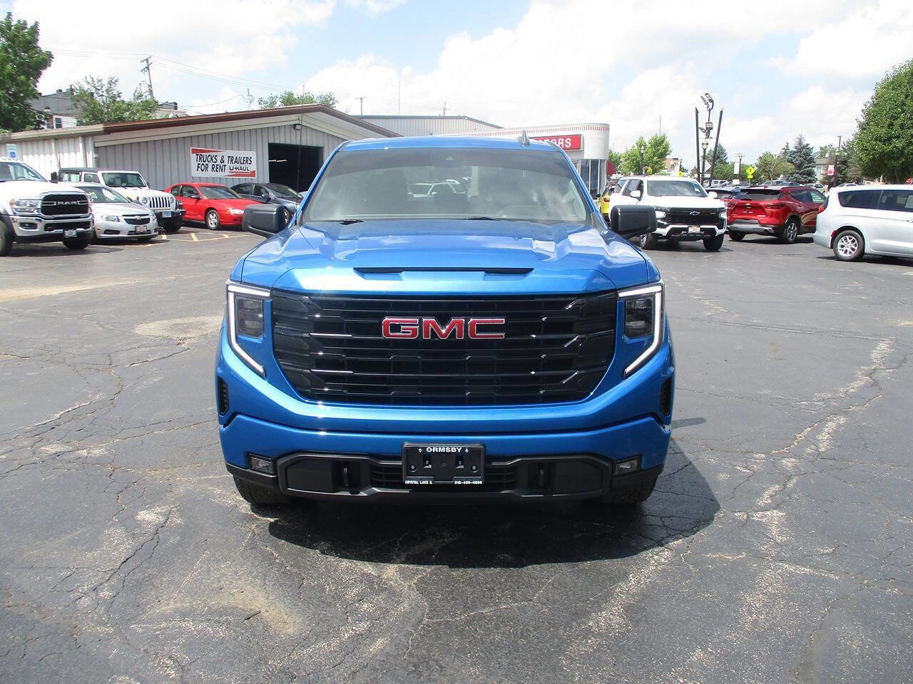 Used 2023 GMC Sierra 1500 Elevation image 1