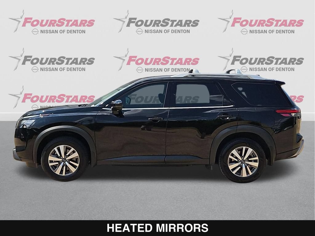 Used 2025 Nissan Pathfinder SL FWD image 8