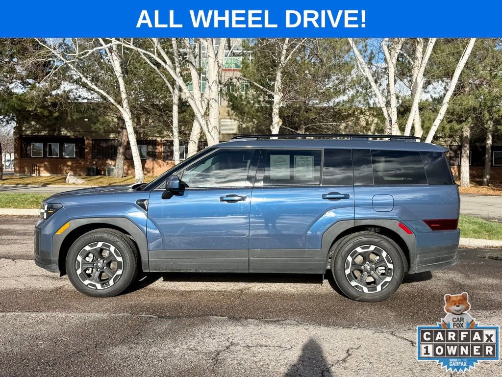 Used 2025 Hyundai Santa Fe SEL image 3