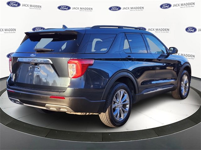 Certified 2023 Ford Explorer XLT w/ Equipment Group 202A image 5