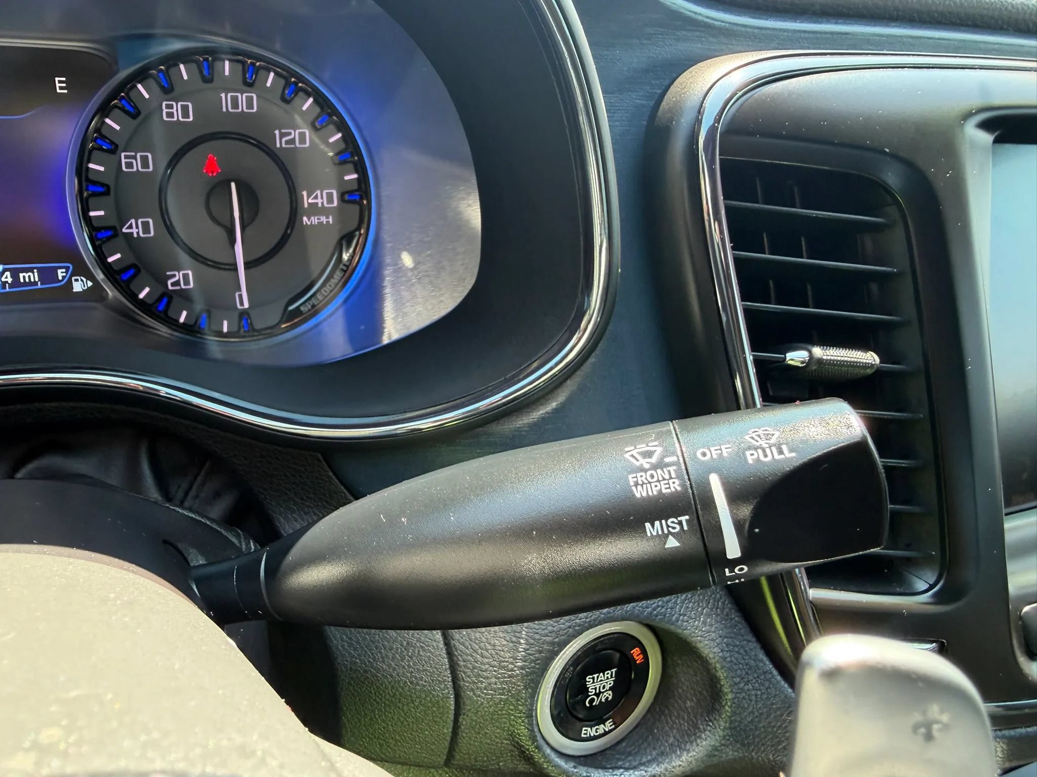 Used 2016 Chrysler 200 S FWD image 17
