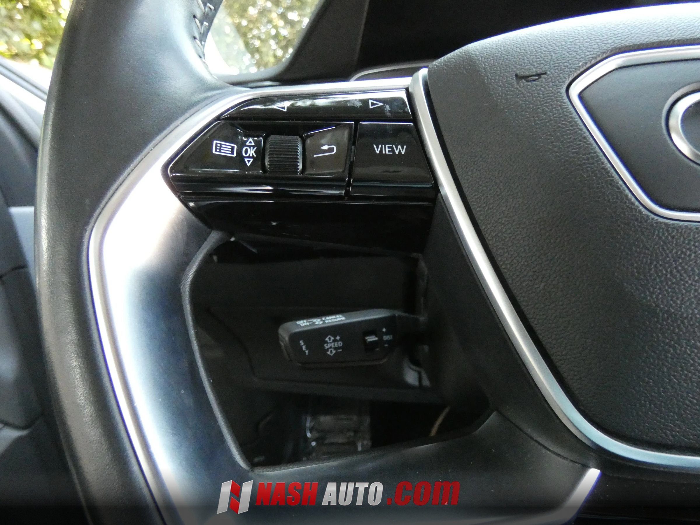 Used 2021 Audi e-tron Premium Plus AWD/4WD image 62