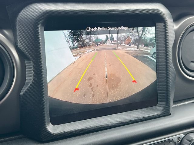 Used 2023 Jeep Wrangler Unlimited w/ Cold Weather Group image 22