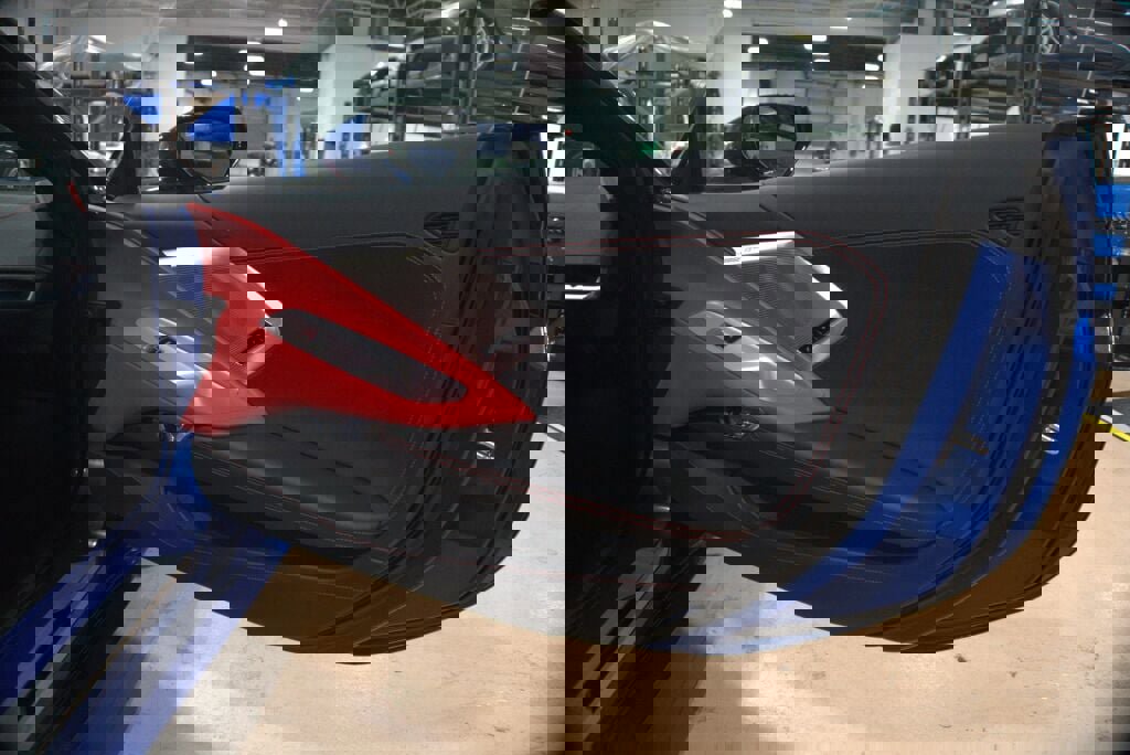 Used 2023 Chevrolet Corvette Stingray Convertible w/ Battery Protection Package image 39