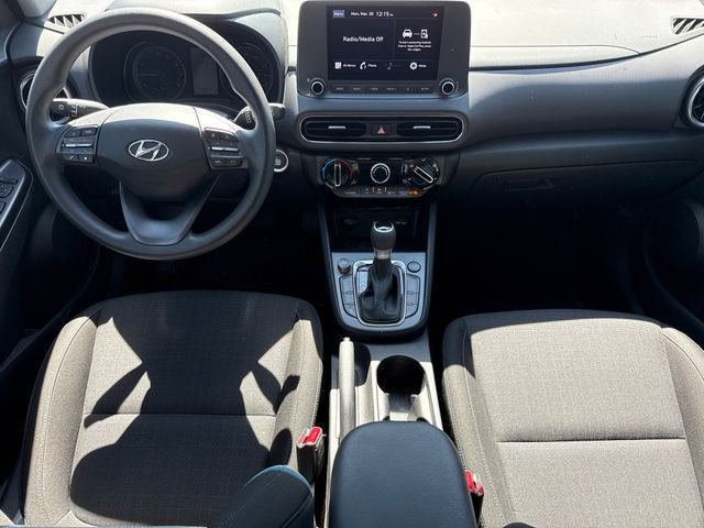 Used 2023 Hyundai Kona SEL FWD image 11