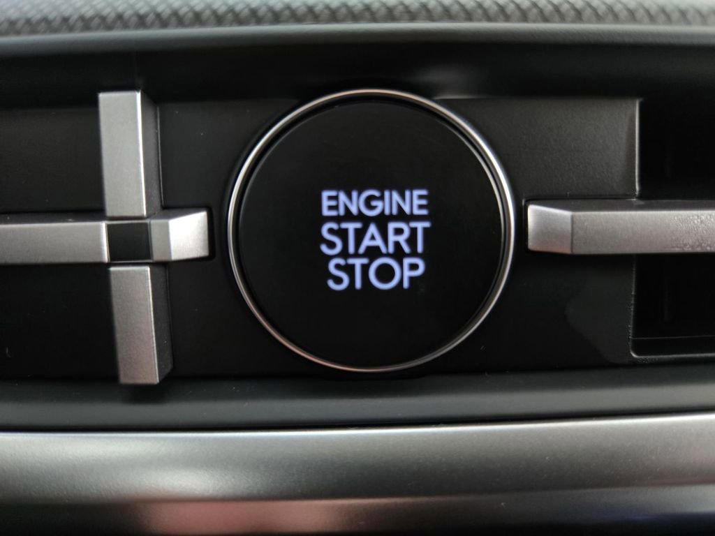 New 2025 Hyundai Santa Fe XRT w/ Tow & Go Package AWD/4WD image 32