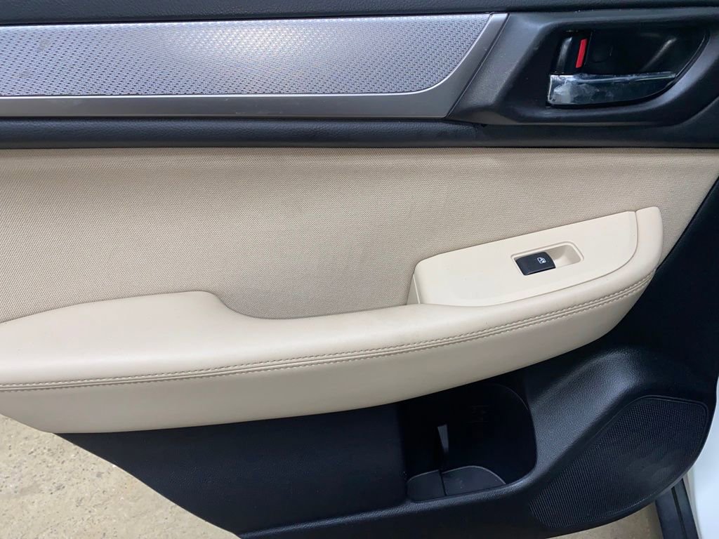 Used 2016 Subaru Outback 2.5i Premium image 27