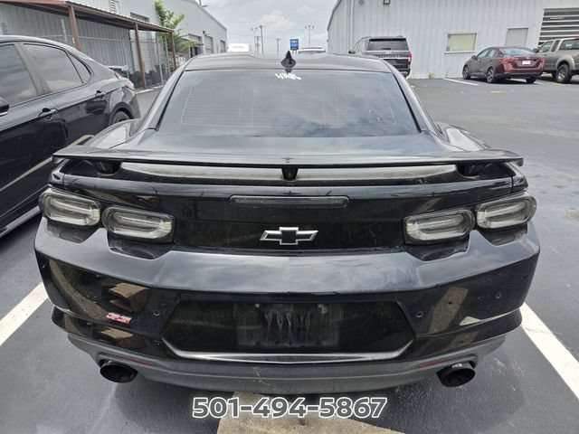 Used 2019 Chevrolet Camaro SS RWD image 8