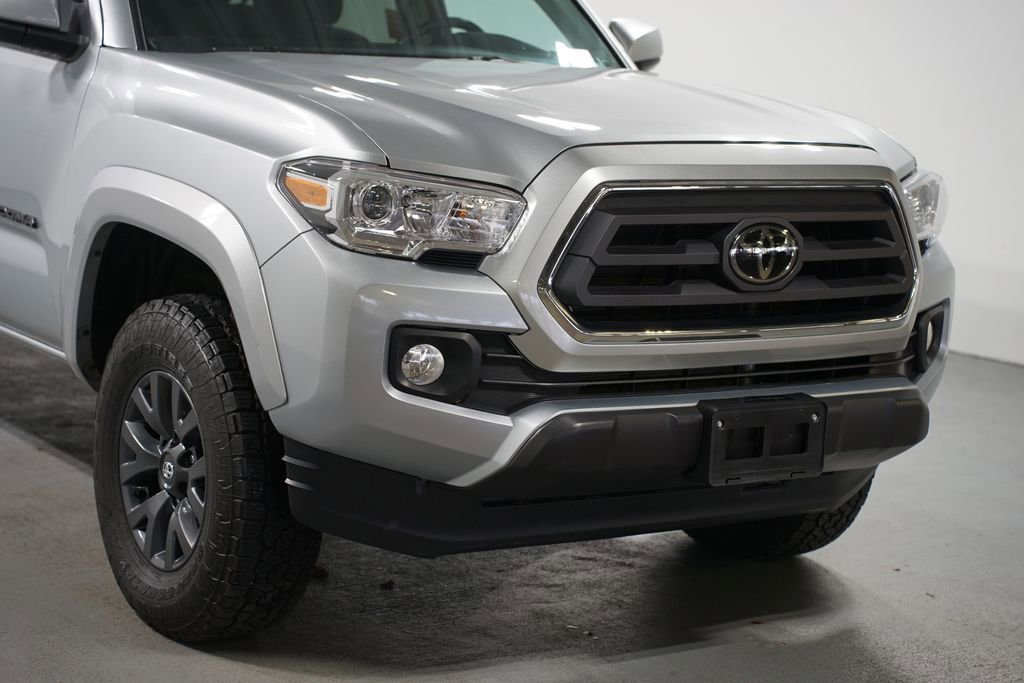 Certified 2023 Toyota Tacoma SR5 image 4