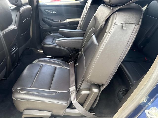 Used 2023 Chevrolet Traverse LT image 19