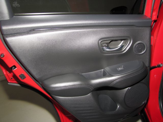 Certified 2024 Honda HR-V EX-L image 13