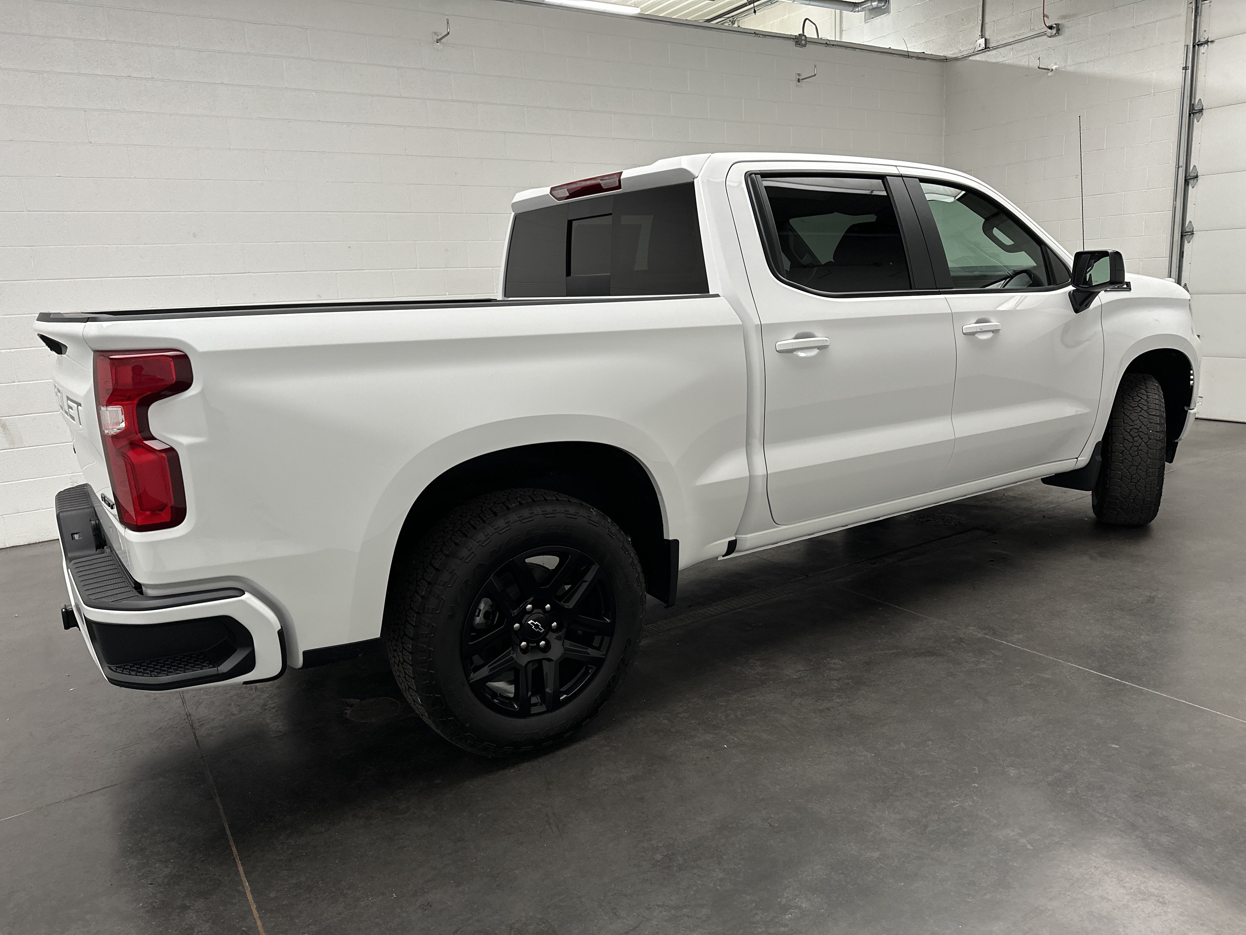 New 2026 Chevrolet Silverado 1500 RST AWD/4WD image 9