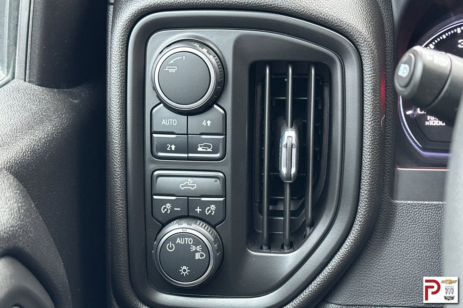 Certified 2023 Chevrolet Silverado 1500 Custom w/ LPO, Dark Essentials Package image 30