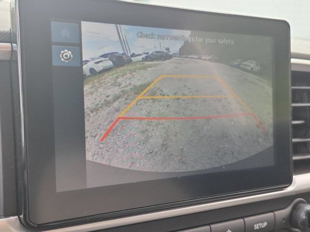 Used 2025 Hyundai Venue SEL FWD image 17