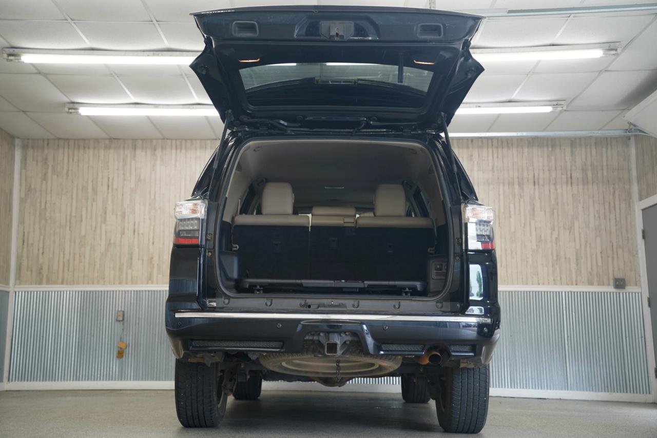 Used 2017 Toyota 4Runner Limited AWD/4WD image 40