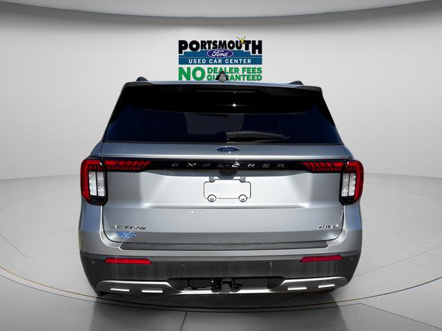 Used 2025 Ford Explorer Active w/ Active Comfort Package AWD/4WD image 29