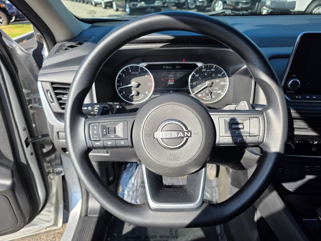 Used 2024 Nissan Rogue S AWD/4WD image 25